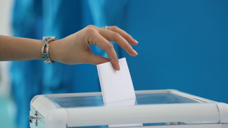 выборы урна, избиратель