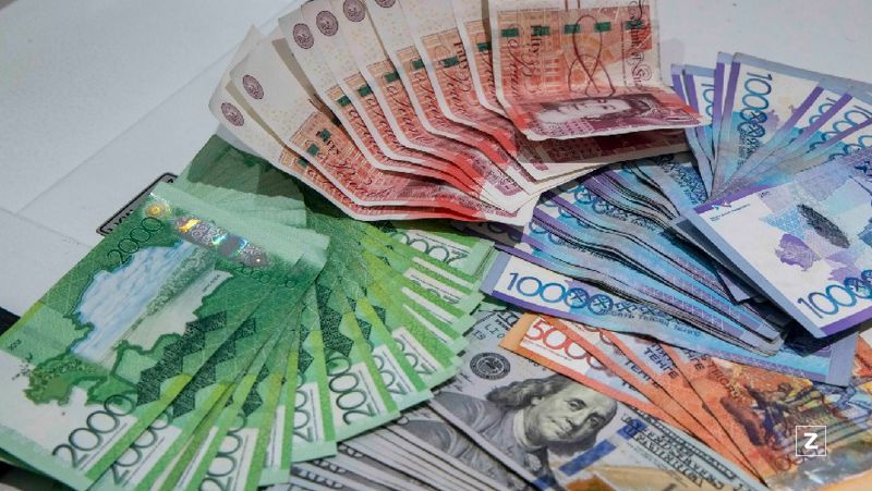 тенге, доллары, юани курсы валют