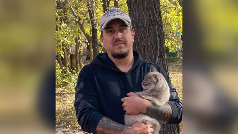 В Усть-Каменогорске спасли кота, просидевшего на дереве 4 дня