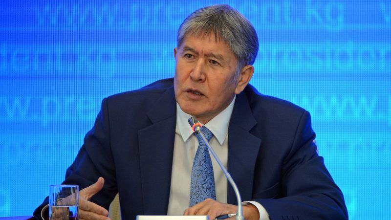 Алмазбек Атамбаев улетел на лечение в Испанию