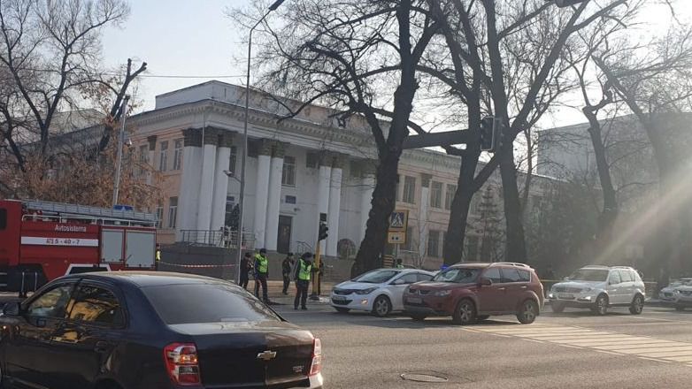 Алматы, эвакуация, мектеп