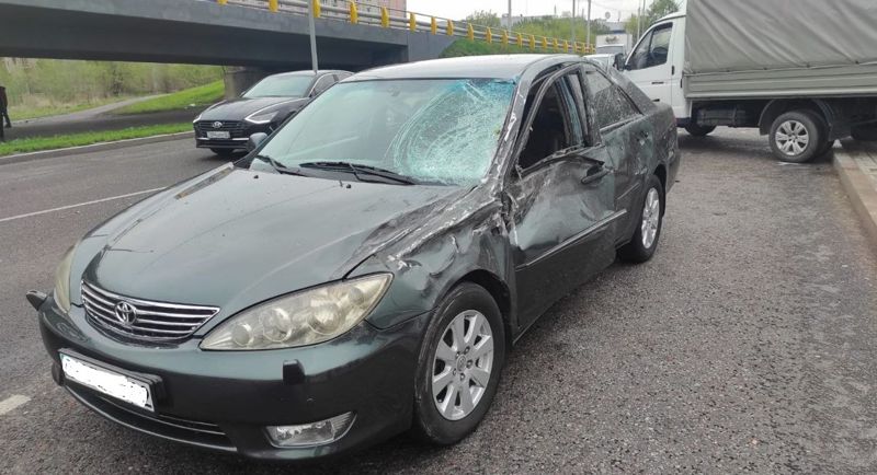 Стало плохо за рулем:  водитель спровоцировал аварию в Алматы 