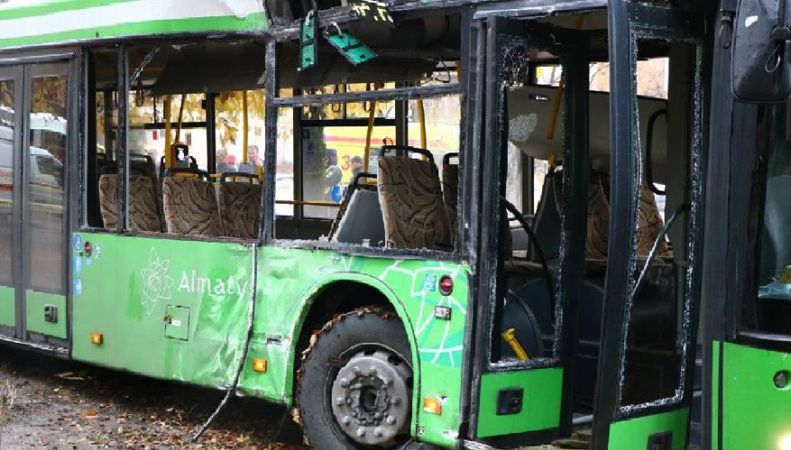 автобус апаты автобус апаты