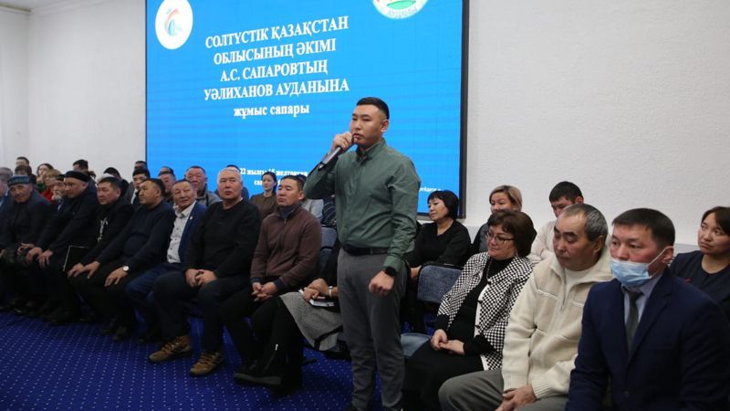 Объезжает районы СКО