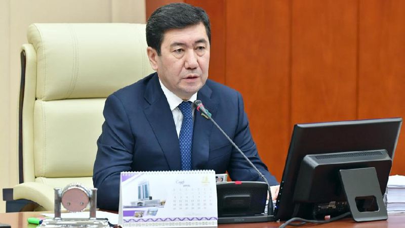 Ерлан Кошанов заседание Мажилиса