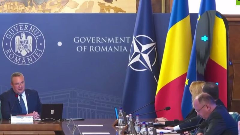 В Румынии на заседания Правительстве теперь берут робота-советника
