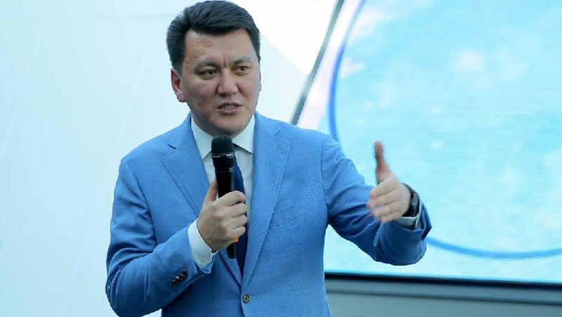 Какую пользу от конституционных поправок получат казахстанцы, разъяснил госсекретарь Ерлан Карин