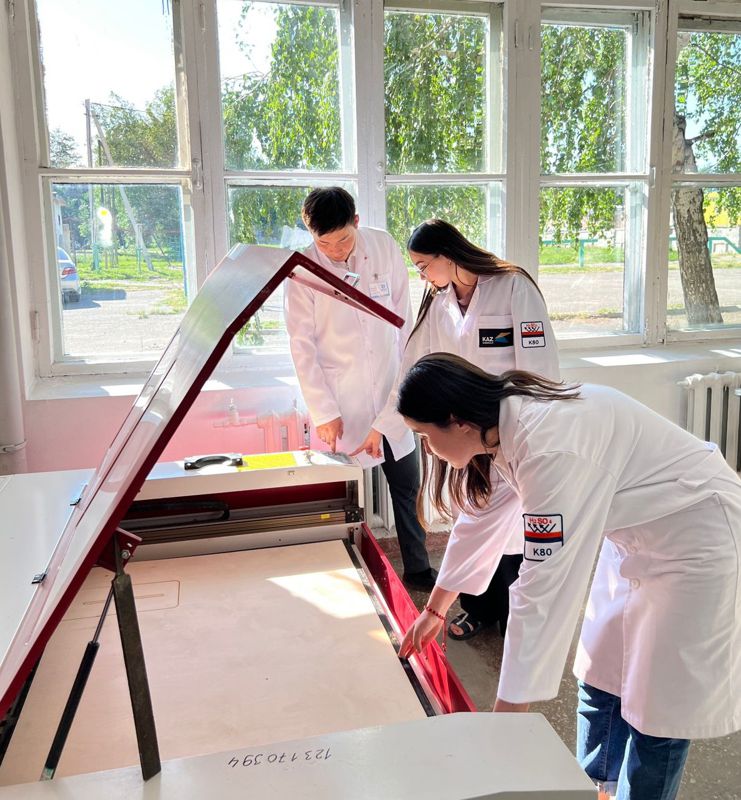 Вертикализатор-трансформер для детей с диагнозом ДЦП создали студенты Восточно-Казахстанском университета 