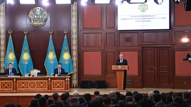 совещание Токаев: Нельзя просто сидеть и ждать у моря погоды