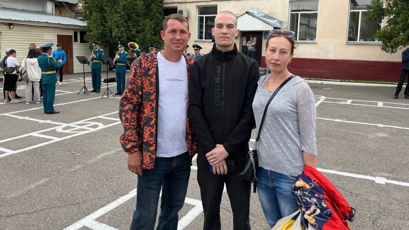 торжественные проводы алматинских призывников