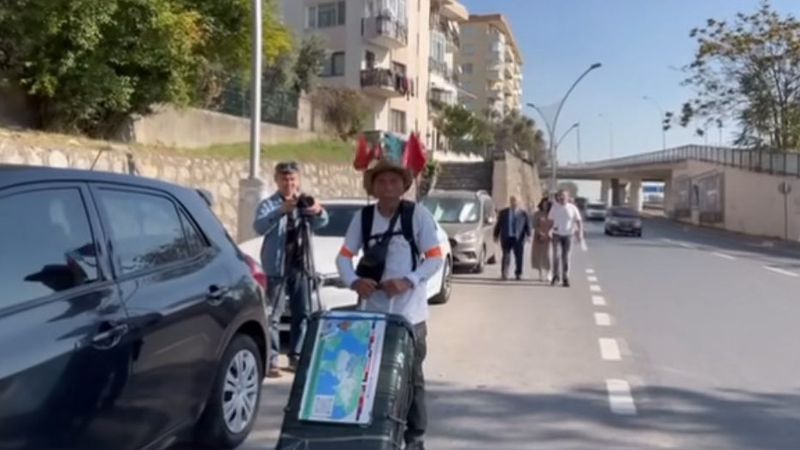 73-летний путешественник-аксакал пешком дошел до Стамбула 