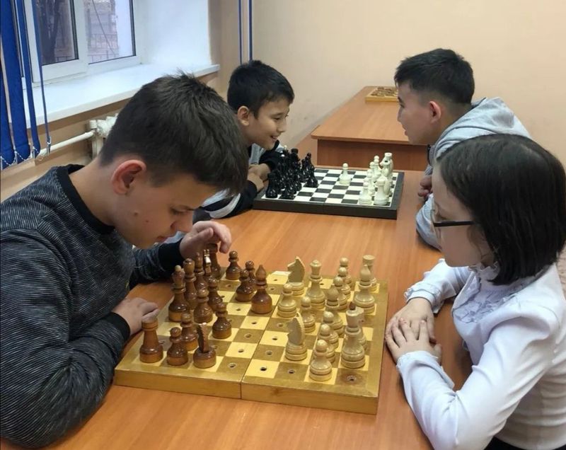 Занятия по шахматам в ДЮСШ №1 Павлодара