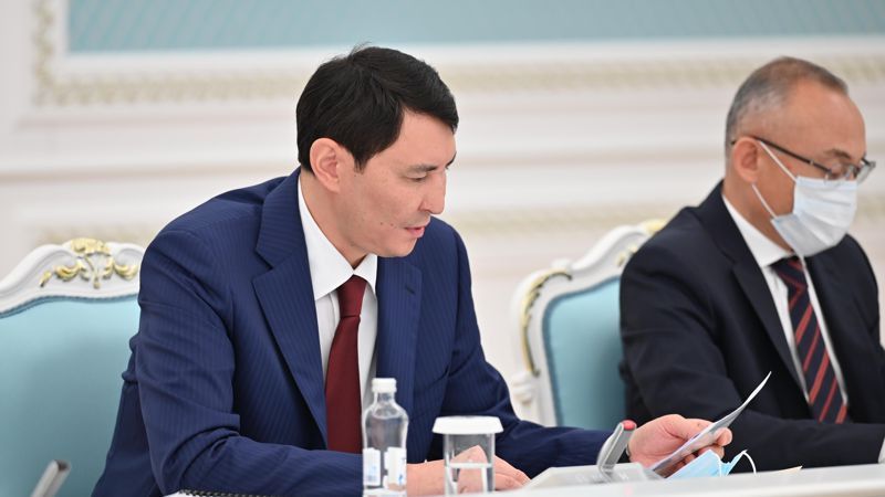 Жамаубаев Ерұлан Жамаубаев қаржы жайында айтты, Қазақстанның мемлекеттік қарызы неге өсіп жатыр