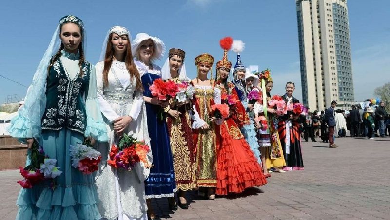 Праздник единства народа казахстана картинки