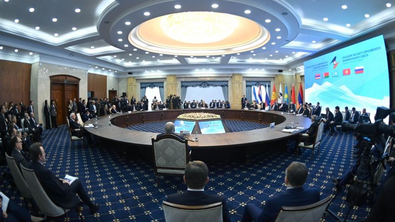 Об ограничении перемещения товаров по ЕАЭС высказался Касым-Жомарт Токаев