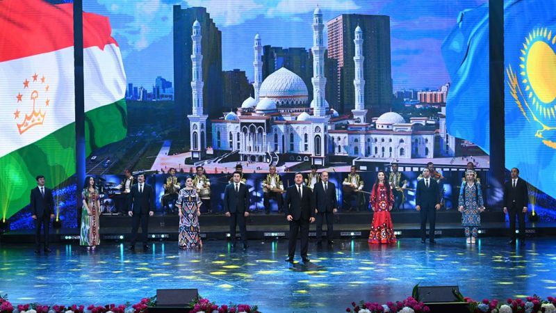 Салтанатты шара, Астана опера театры,  Тәжікстанның Қазақстандағы мәдениет күндері