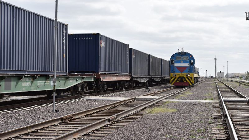 Транзитные грузовые потоки из КНР в ЦА переориентируют на станцию Алтынколь