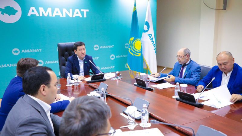 «AMANAT» разрабатывает новую политическую платформу