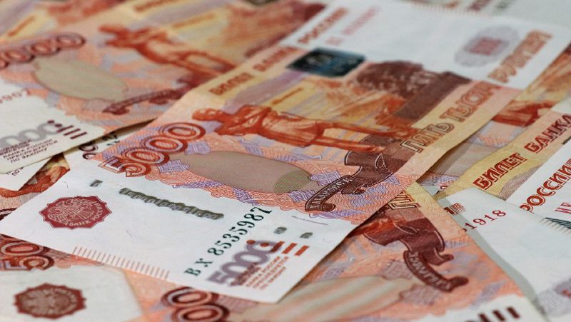 рубли Банкам второго уровня планируют разрешить разовый вывоз наличных рублей из Казахстана