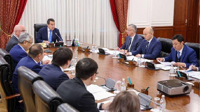Әлихан Смайылов ҚР үкіметі, Экономиканы демонополизациялау жөніндегі комиссия,