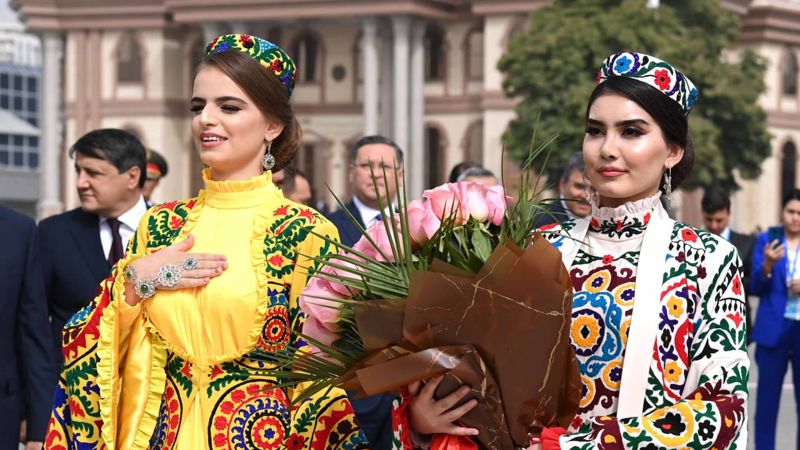 Как Токаева встретили в Таджикистане
