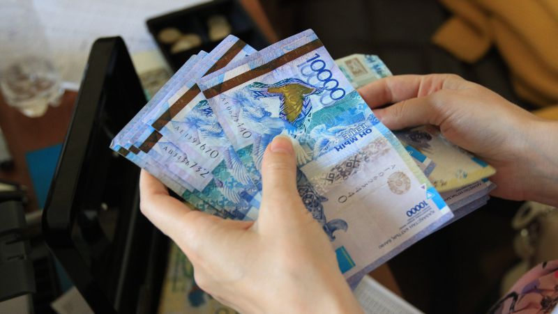Тенге в руках Что необходимо знать о компенсации по тенговым вкладам