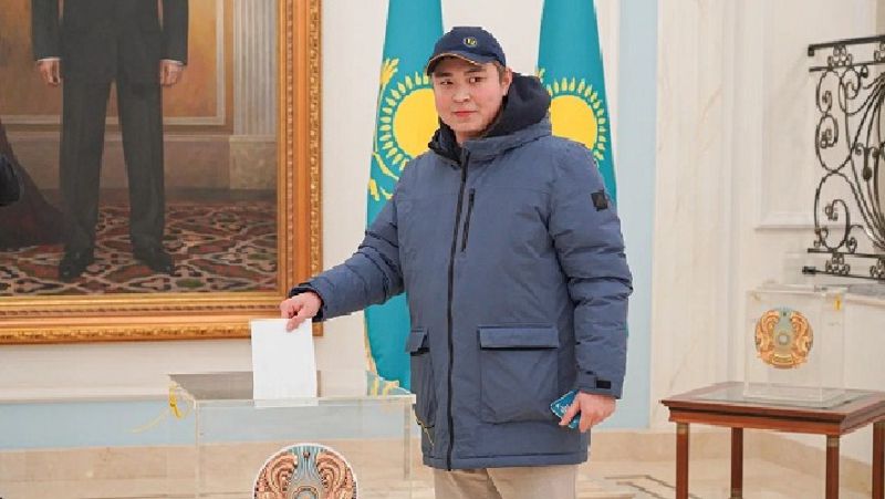 В Москве первым проголосовал студент