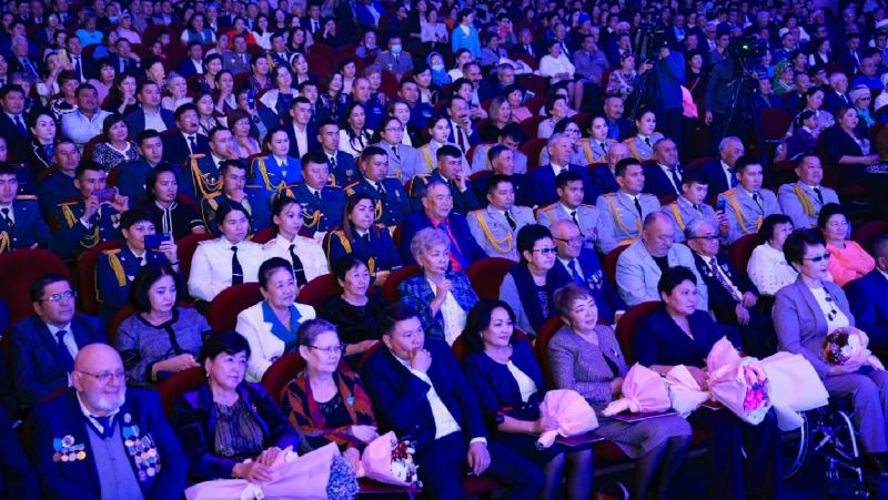 День Республики в области