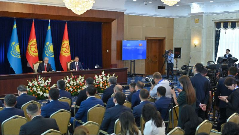 Брифинг Қазақстан президенті, Қырғызстан, Қырғызстан президенті, келіссөз, брифинг