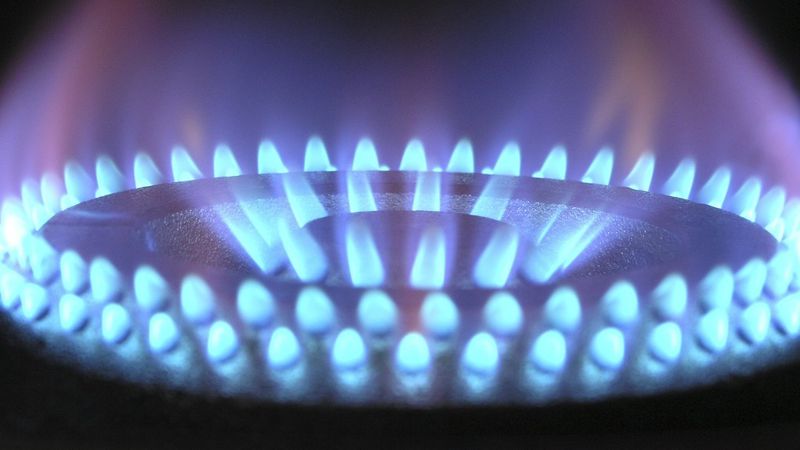 Из-за мягкой зимы в Европе цена на газ значительно упала 