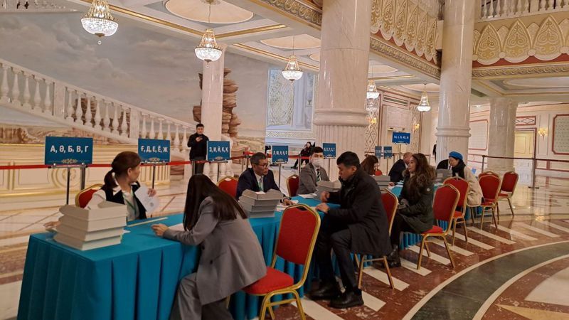 Қазақстан азаматтарының сайлауға қатысу деңгейі 53 %-дан асты Сайлау
