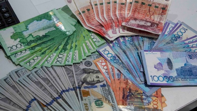 курс валют в обменных пунктах Алматы