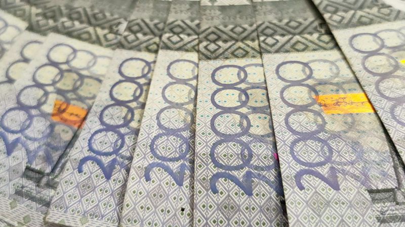 Ақша «АлматыЭнергоСбыт» компаниясының қызметкері Алматы облысындағы үш ауылдың тұрғындарының ақшасын жымқырған