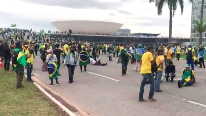 Беспорядки в Бразилии: 30 участников арестованы, еще 150 человек задержаны