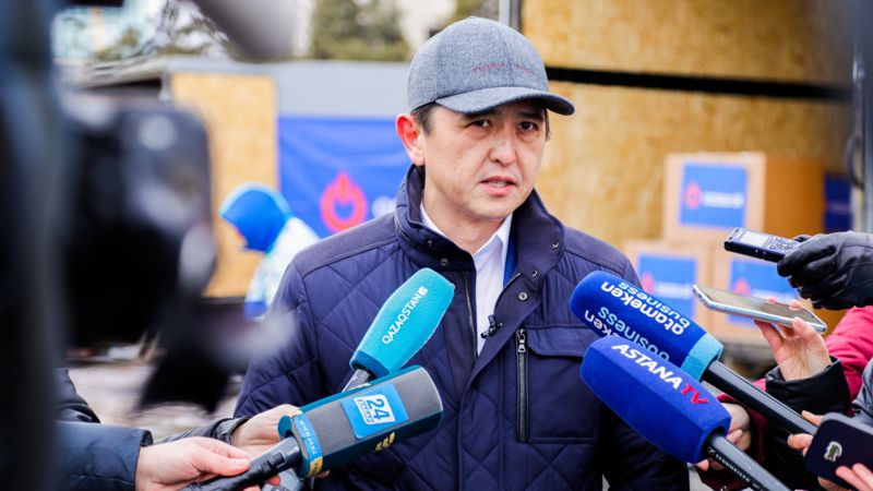 Казахстан Астана Qazaq Oil акимат помощь нуждающимся
