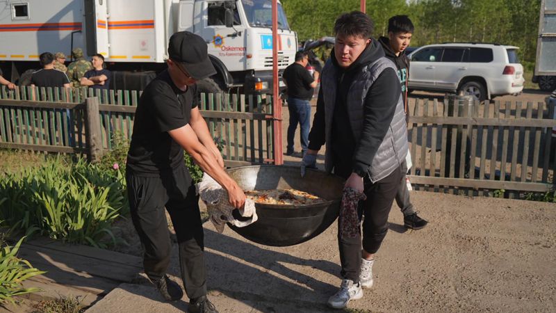 Гуманитарную помощь собирают в Алматы для жителей Абайской области 