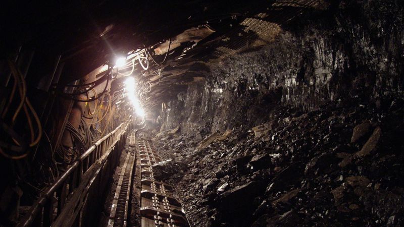 "Казахстанская" кенішіндегі өрт: 224 жұмысшы жер бетіне шығарылды