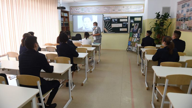 В Казахстане изменились правила контроля успеваемости школьников