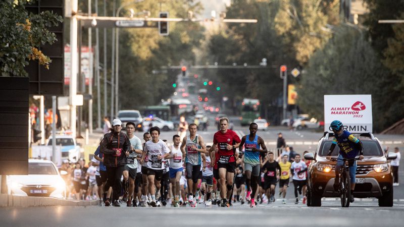 "Весь мир – с нами": двенадцатый "Алматы марафон" соберет 15 тысяч бегунов со всего мира