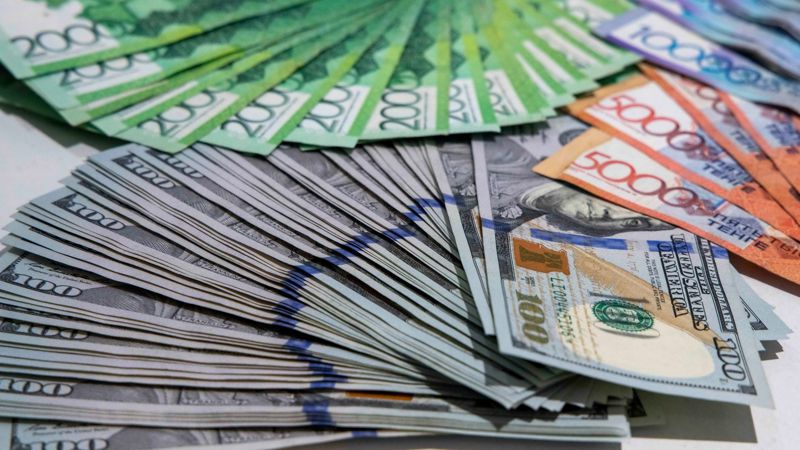 Курсы валют в обменниках Казахстана на 12 марта