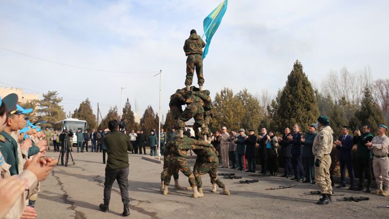 В Уйгурском районе Алматинской области в 12 средних школах открылись военно-патриотические клубы