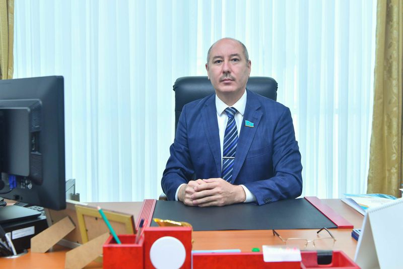 Нұрлан Қылышбаев Сенат депутаты, сенатор