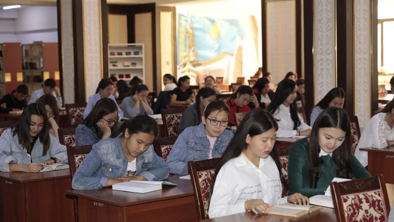 Студенты определены гранты на обучение Минкультуры и спорта