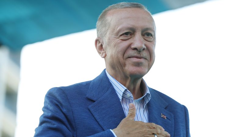О победе Эрдогана объявил ЦИК Турции