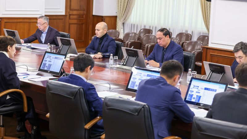 Обсудили ситуацию с ценами и рынком занятости
