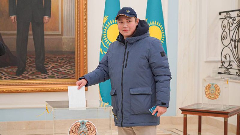 В России голосуют казахстанцы, находящиеся в Москве, Санкт-Петербурге