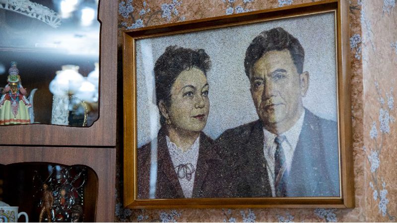 күріштен жасалған портрет