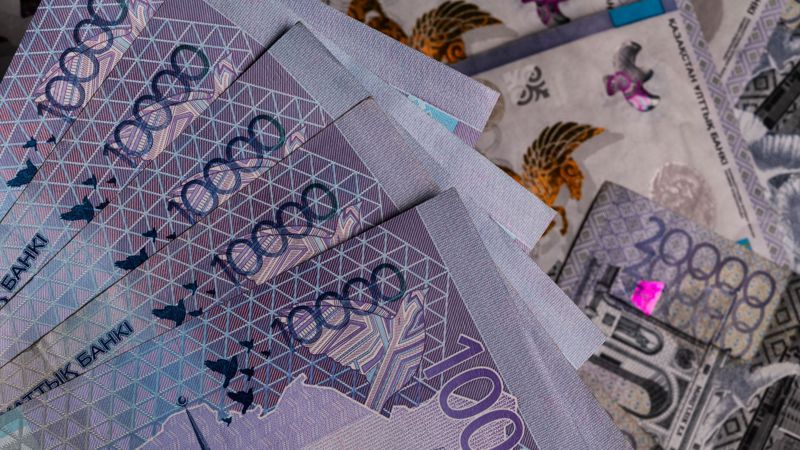 Более 12 млн тенге получил казахстанец за сообщение о коррупции
