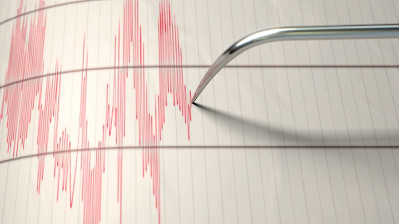 Сейсмограмма В Иране произошло землетрясение магнитудой 5, 1