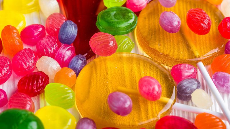 Диетолог назвала самые вредные конфеты